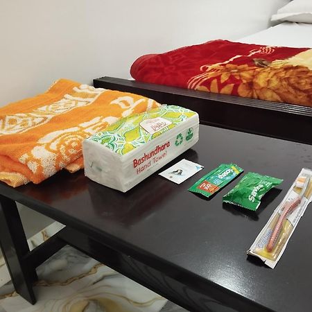 Hotel Labbaik Farmgate Dhaka Zewnętrze zdjęcie